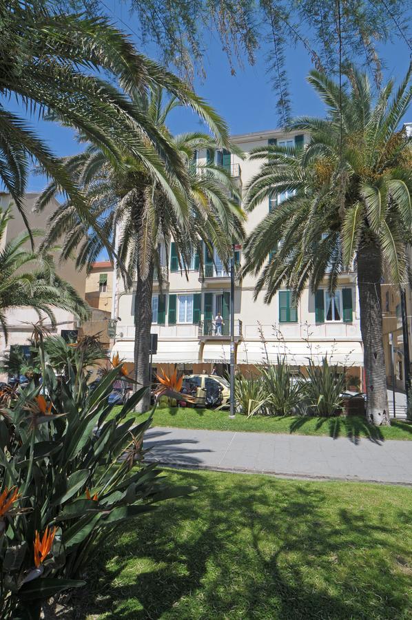 פינאלה ליגורה Hotel Gambone מראה חיצוני תמונה